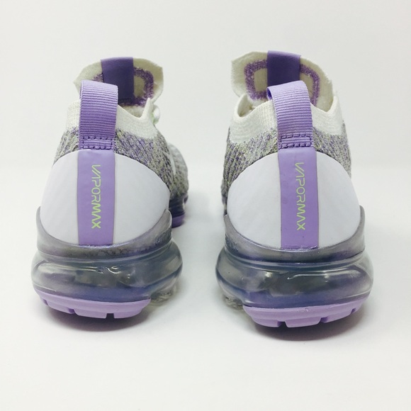 Nike Women's Air Vapormax Flyknit 3 - Picture 3 of 6